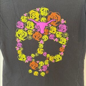 Vintage UT Longhorn Black Graphic Sugarskull T-Shirt with Colorful Skull Design